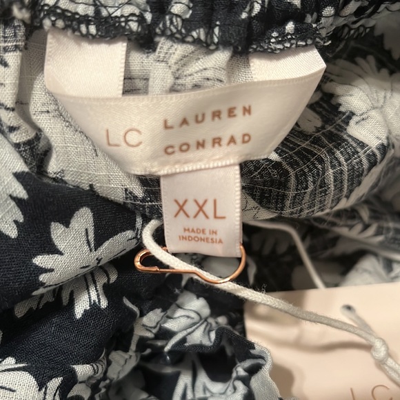 LC Lauren Conrad Off-the-Shoulder Puff Sleeve Top Size XXL - Picture 9 of 11